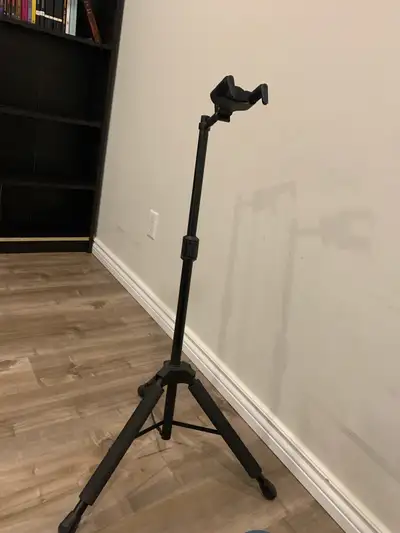Hercules guitar stand, View more