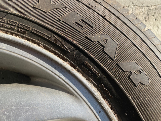 4 X Goodyear 16” tires 225/60R16 with rims new in Tires & Rims in Kitchener / Waterloo - Image 2