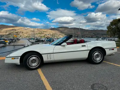 Very nice driver. Has been a project for 4 years (was a very nice survivor), new interior, new top,...