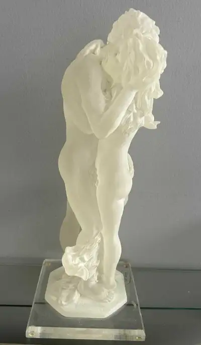 Beautiful Valentines  Gift Crystal LoversSculpture Collection , View more