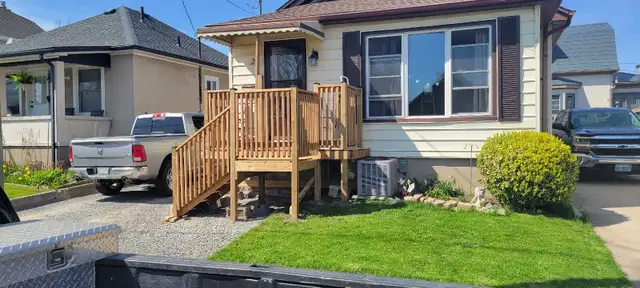 Handyman 404645117680701442