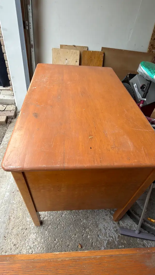 Heavy Solid Wood Desk with 4 Drawers [23] in Desks in City of Toronto - Image 6