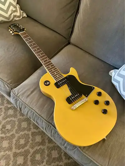 Epiphone Les Paul Special - TV Yellow P90s, View more