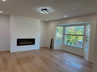 4 bd 1.5 bath Upper level suite