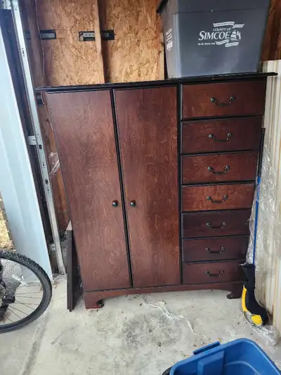free dresser, View more