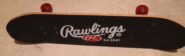 Rawlings skate board as per attached pic in Hobbies & Crafts in City of Toronto - Image 2