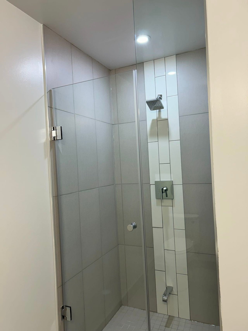 New Downtown Toronto Condo– Private Bedroom-All Utilities & 1Gbp 4