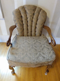 Curved arm side accent  chair