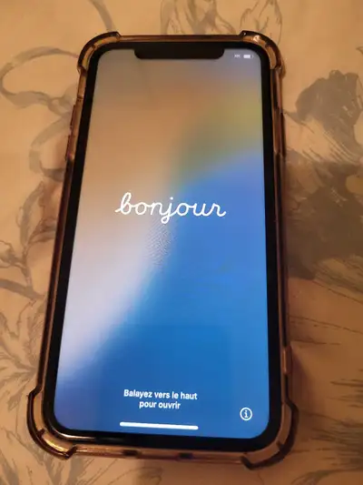 iPhone XR red, View more