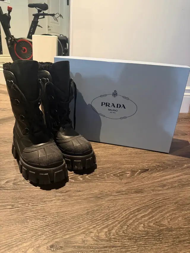 Prada Winter Boots Women’s Size 38 in Women's - Shoes in Markham / York Region - Image 2