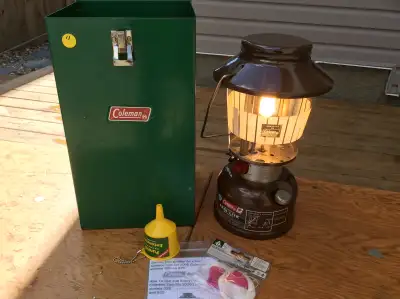 Coleman  EASI-LITE Lantern 621B w/ carry case, View more
