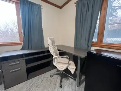 Move-in Ready Main Floor Accommodation (Male Only) • Ideal for a single professional. • Rent include...