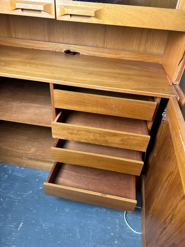 Vintage 1980s Nordesign Teak Wall Units / Cabinets – Set of 2 in Hutches & Display Cabinets in Calgary - Image 9