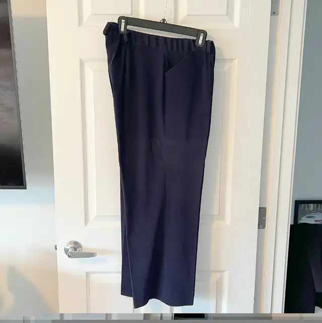 Navy Blue Designer Tailor-Made One-Of-A-Kind Women's Pant Suit! in Women's - Other in Calgary - Image 9