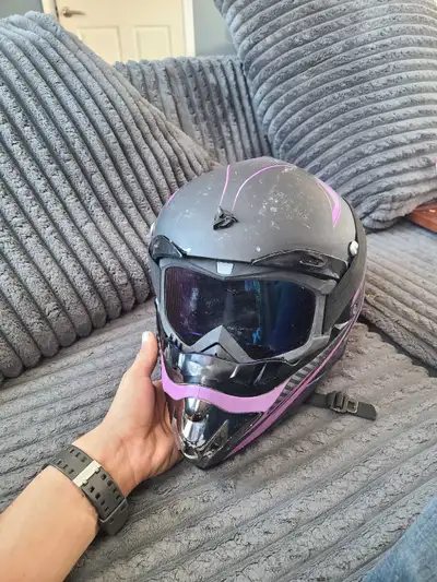 Med helmet used maybe month or so and got a new one so I have no use for this