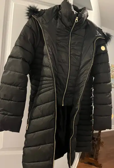 Designer women's Medium coat(read all pls), View more