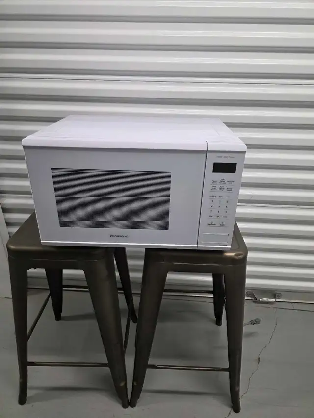 Microwaves in Microwaves & Cookers in City of Halifax - Image 3