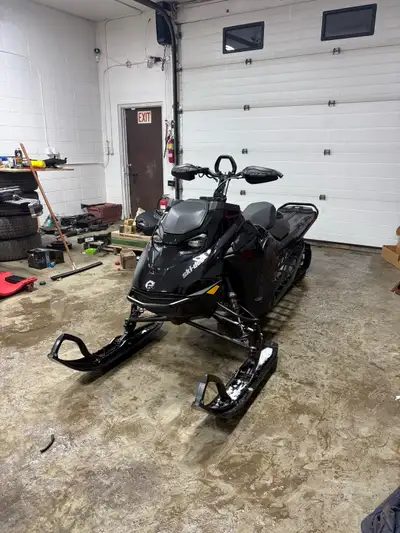 2024 Skidoo 850 Summit Adrenaline 154 track mint shape $$15,900.00 each INCLUDING ALL THE EXTRAS Exc...