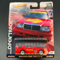 Hot Wheels Car Culture MOMO MERCEDES BENZ 190E 2.5 16 OPEN TRACK