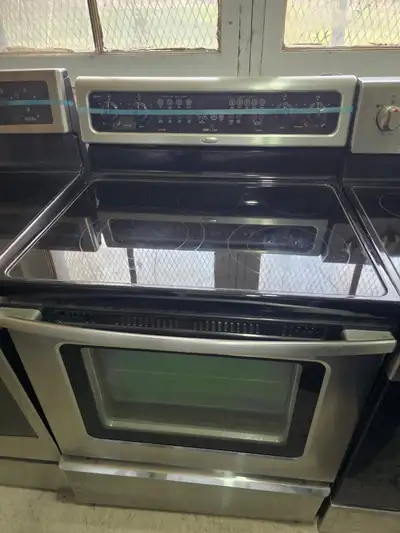 Fully working condition stove oven range Top of the line brand Nothing broken or missing pieces Can...