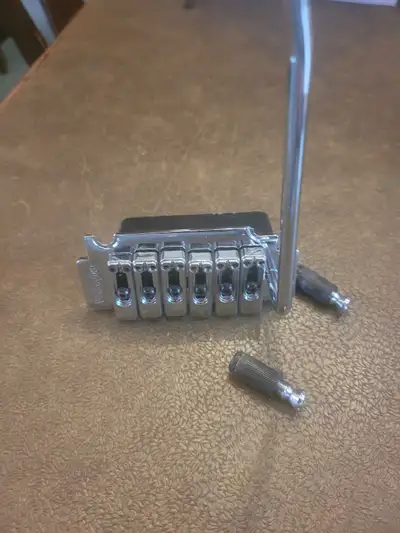 Wilkinson WVS 50K Chrome guitar bridge, View more