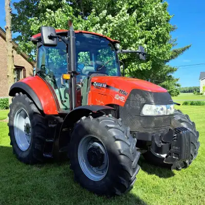 Case IH Farmall 115U , année 2016,seulement 925 hrs , moteur 4 cylindres turbo diesel de 115 forces,...