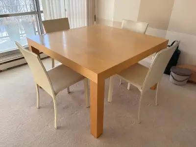 Ensemble de salle à manger 50-68 x 50 — Dining Set 50-68 x 50, View more