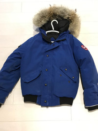 Canada Goose Bomber M/M Size 10-12