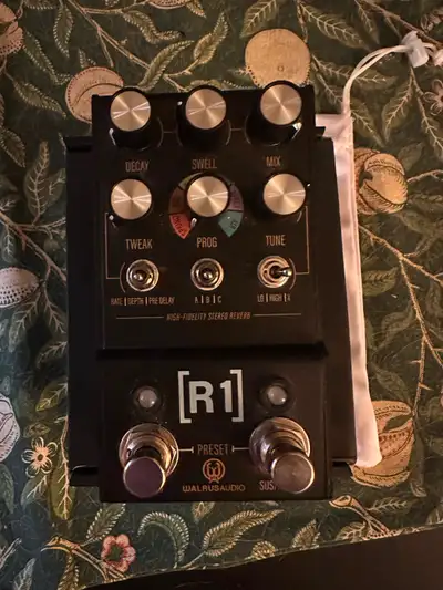Walrus Audio Mako R1 Reverb Pedal, View more