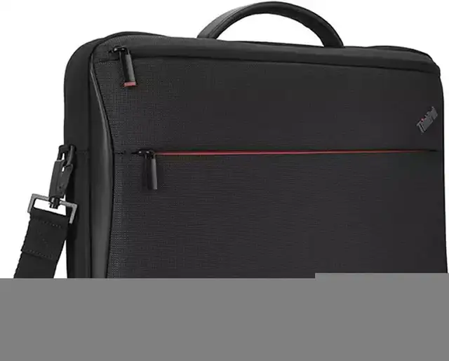 Used Laptop Bags Cases Sleeves Backpacks in Laptop Accessories in Guelph - Image 3