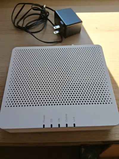 Works will most cable internet providers, Rogers, TekSavvy etc.