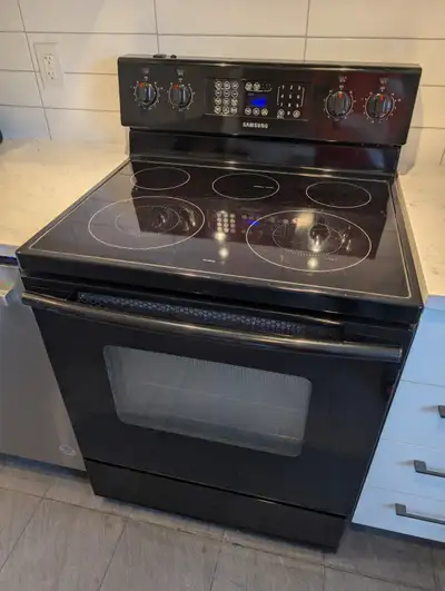 Cuisinière Stove Samsung, View more