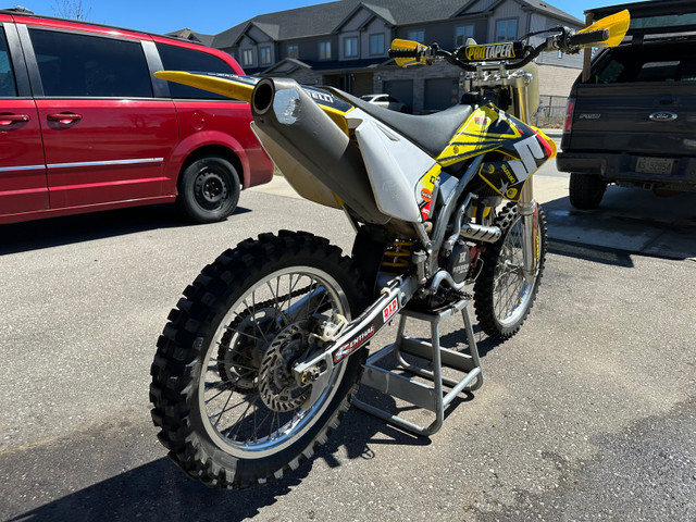 2004 Suzuki rmz 250 trade for street bike.  in Dirt Bikes & Motocross in Cambridge - Image 3