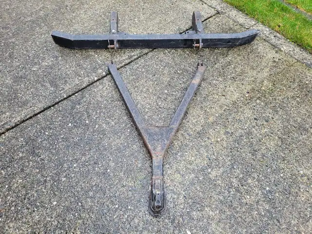 1966 to 1977 bronco parts in Auto Body Parts in Hope / Kent - Image 8