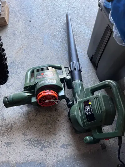 Black and Decker Blower , View more