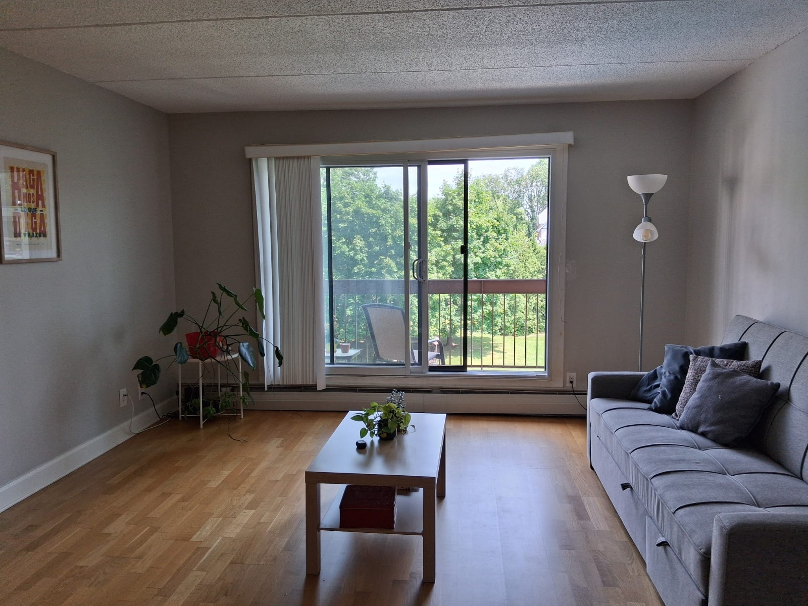 1570 Avenue Filion — photo 1