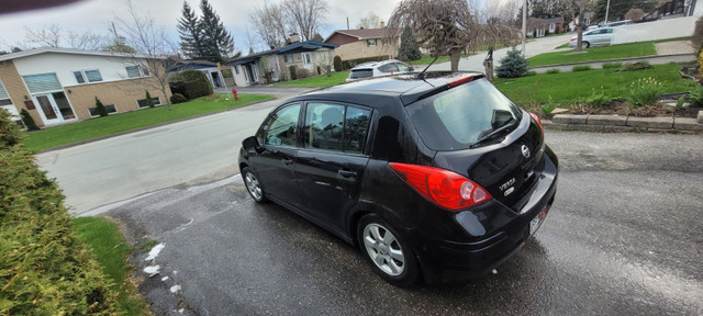 Nissan versa 2009, 1.8 parfait état de march,  215 500 km,  négo dans Autos et camions  à Sherbrooke - Image 4