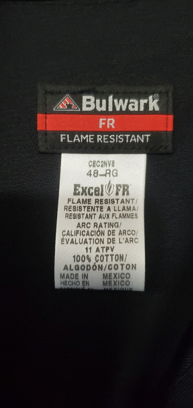 VARIOUS SIZE MEN'S COVERALLS (INCLUDING Flame resistant one) in Men's in City of Toronto - Image 4