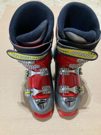 Ladies Atomic Ski Boots
