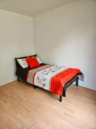 Private Room For Rent