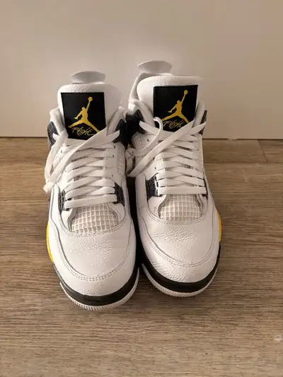 Nike Air Jordan 4 Retro, View more