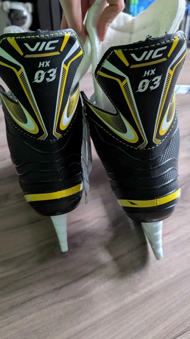 Men's Skates in Skates & Blades in Kitchener / Waterloo - Image 5