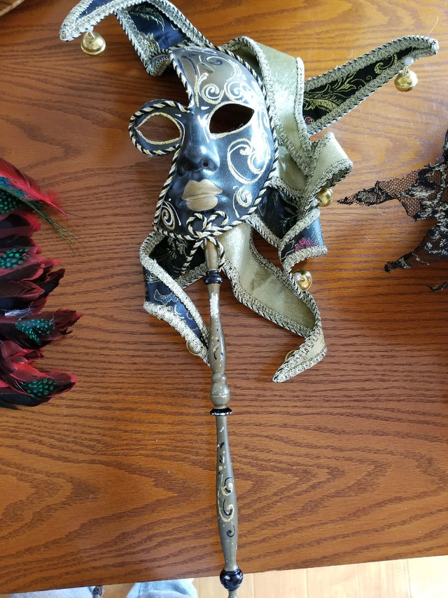 Mardi Gras Masks in Arts & Collectibles in Norfolk County - Image 4