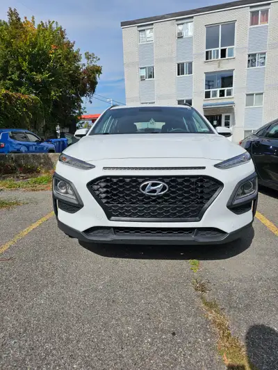 Hyundai Kona 2020 - Blanc - Très bon état Gatineau Prix : $ 15999 Détails du véhicule : Marque / Mod...