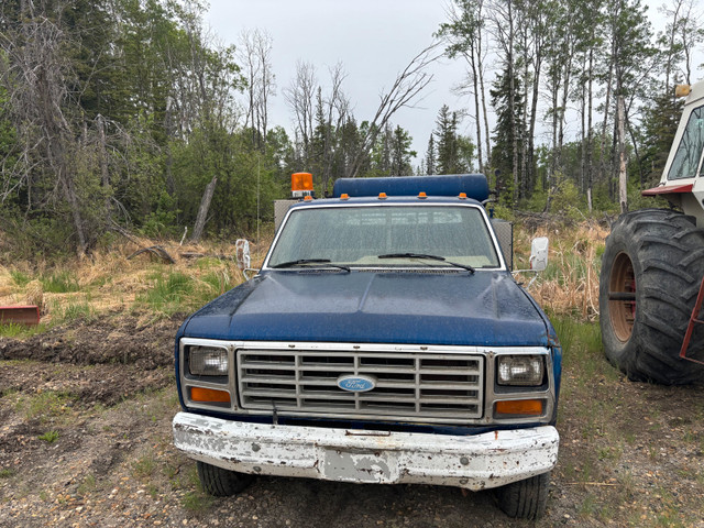 Service Truck in Cars & Trucks in Grande Prairie