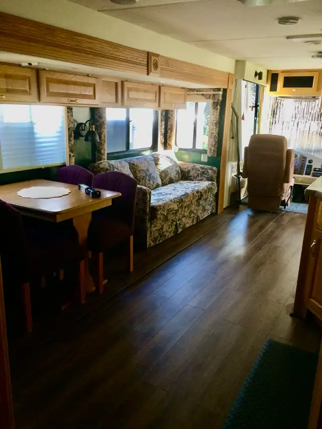 1999 NEWMAR DUTCH STAR in RVs & Motorhomes in Nelson - Image 11
