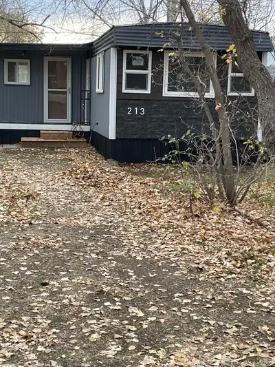 I am selling a cozy home that offers comfortable living with key specifications to meet your needs....