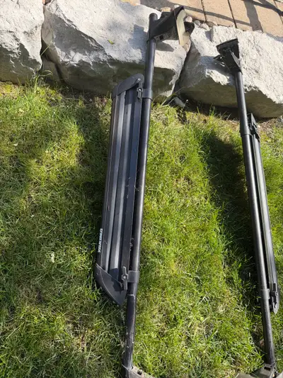 Used Yakima alligator carriers.