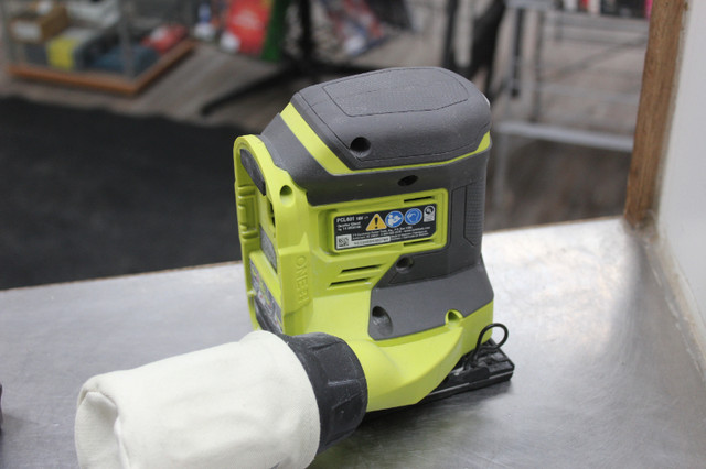 Ryobi 1/4 Sheet Sander, Light, 2 Batteries, Charger in Power Tools in Peterborough