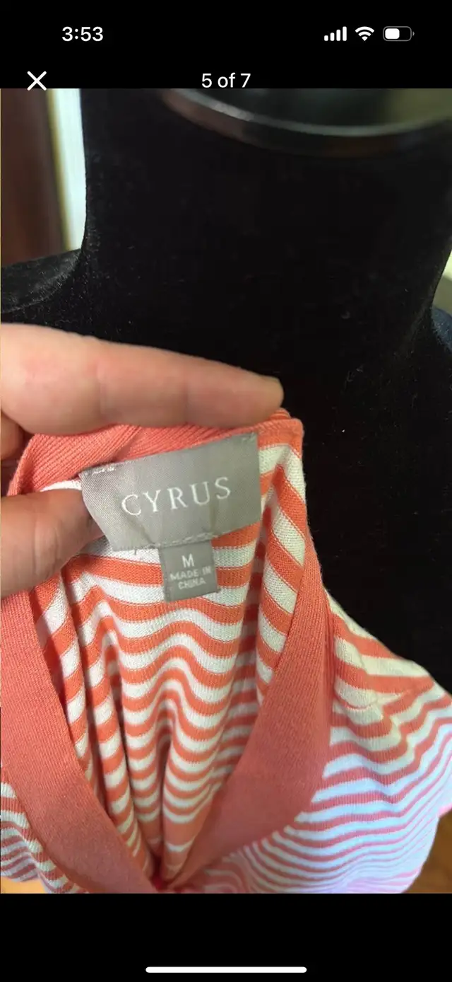 Cyrus Button Down cardigan Sweater in Women's - Tops & Outerwear in Edmonton - Image 7